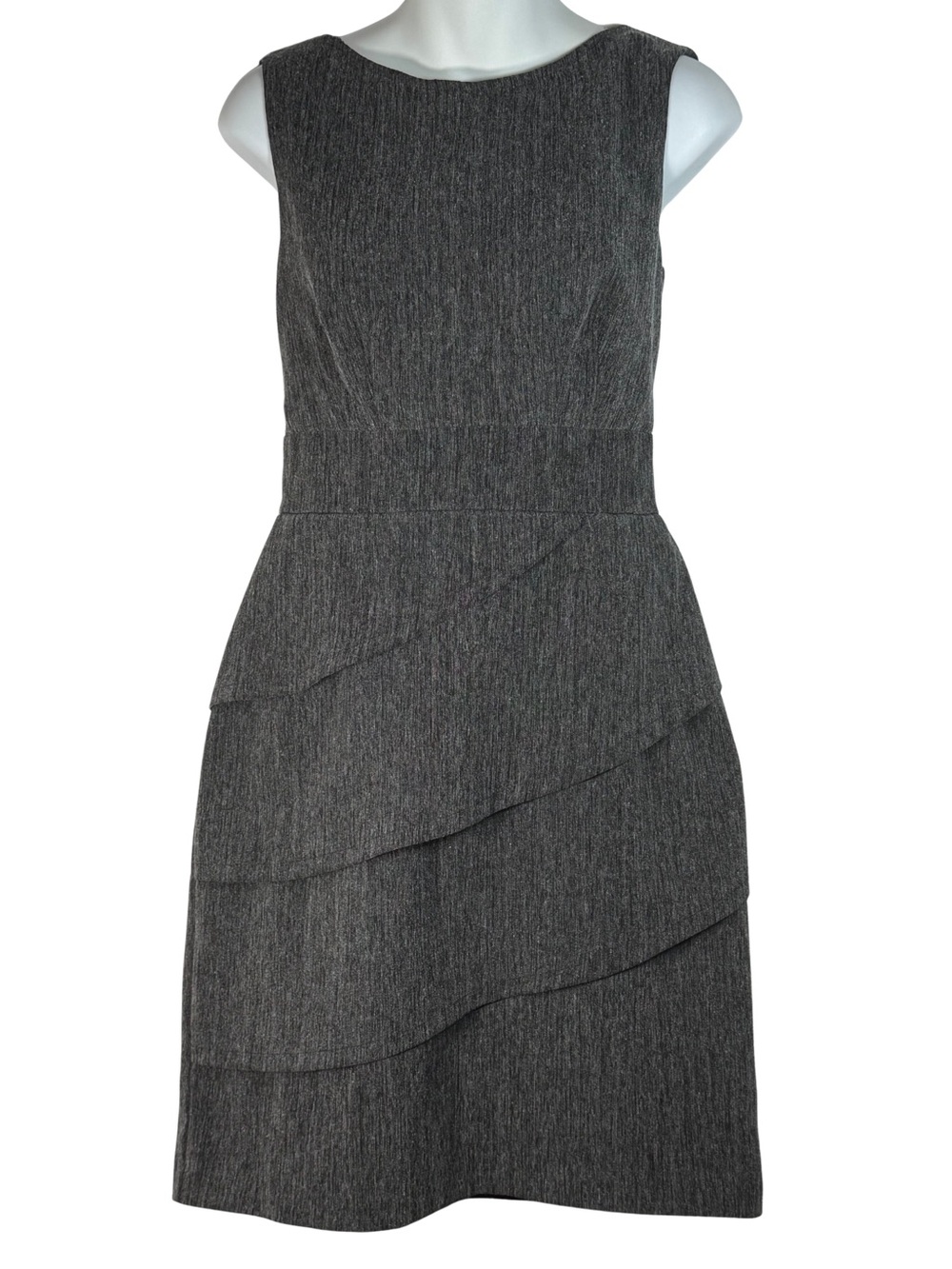 connected apparel Dress Size 6 Gray Sleeveless Tiered Sheath Dress